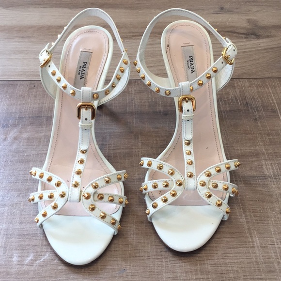 Prada heel - Picture 1 of 14